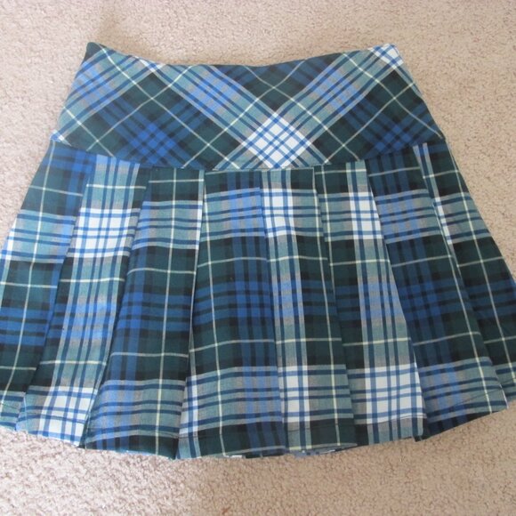 NWOT American Eagle Green White Blue Skirt Size 4 - Picture 2 of 3